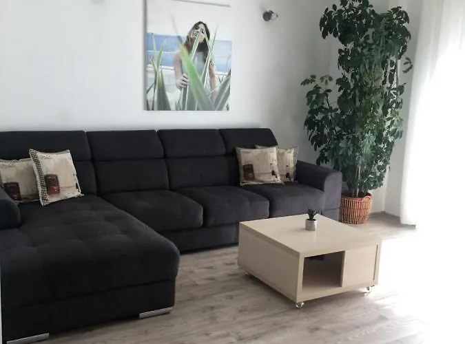 Noemi Apartment *